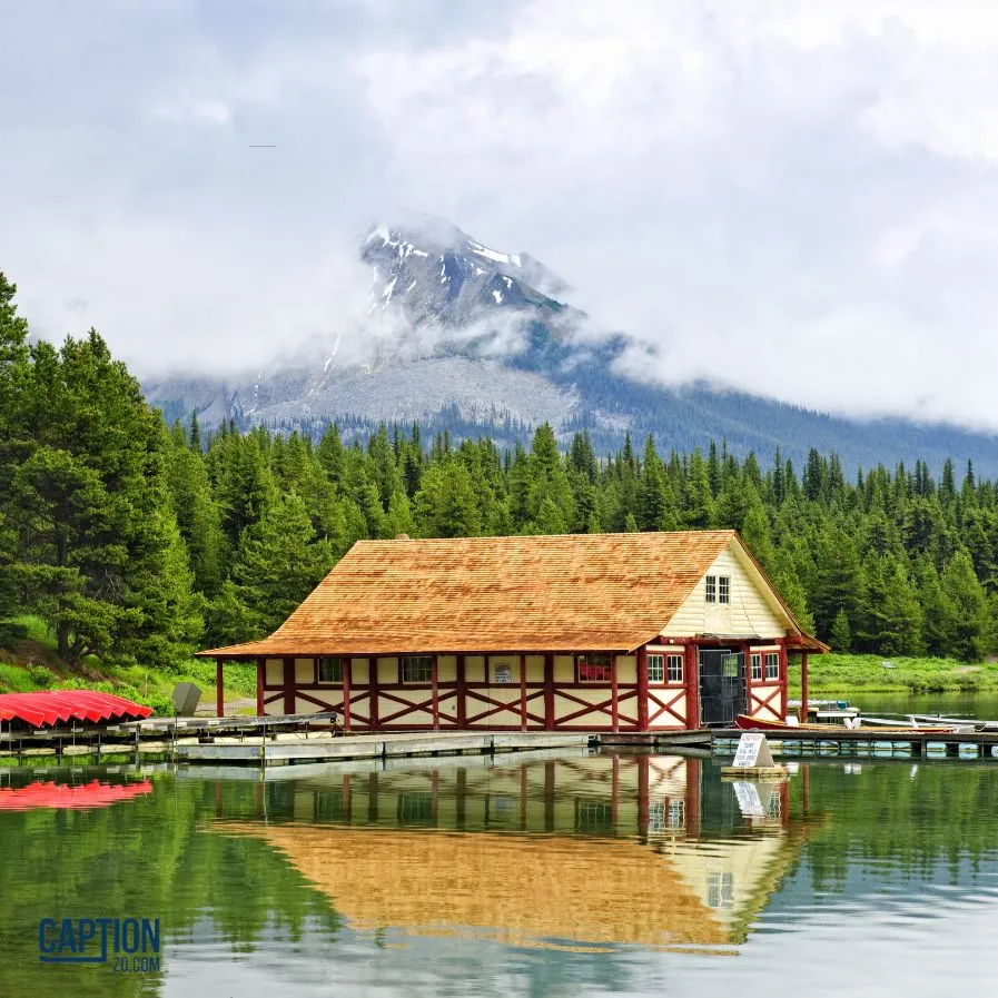 The Lakes Iconic Boathouse